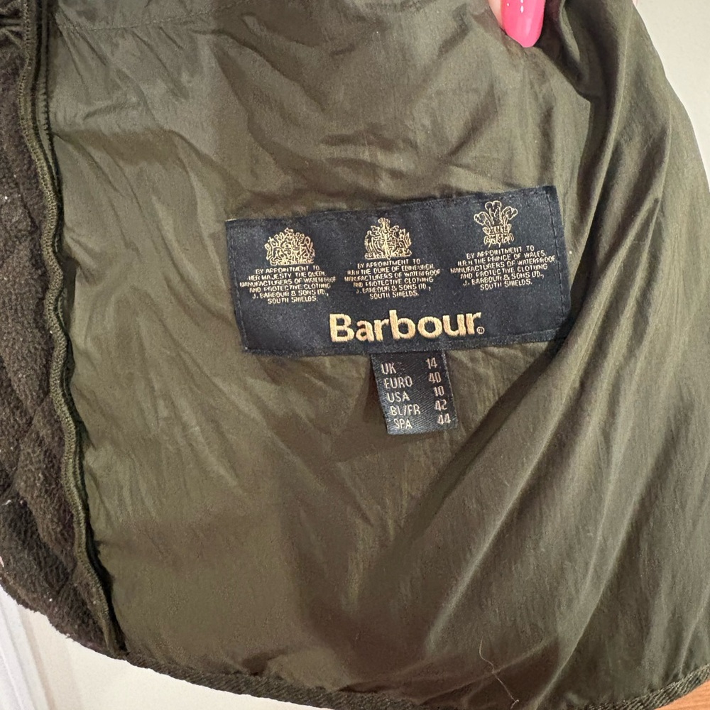 Women’s Barbour Jacket - Picture 3 of 4
